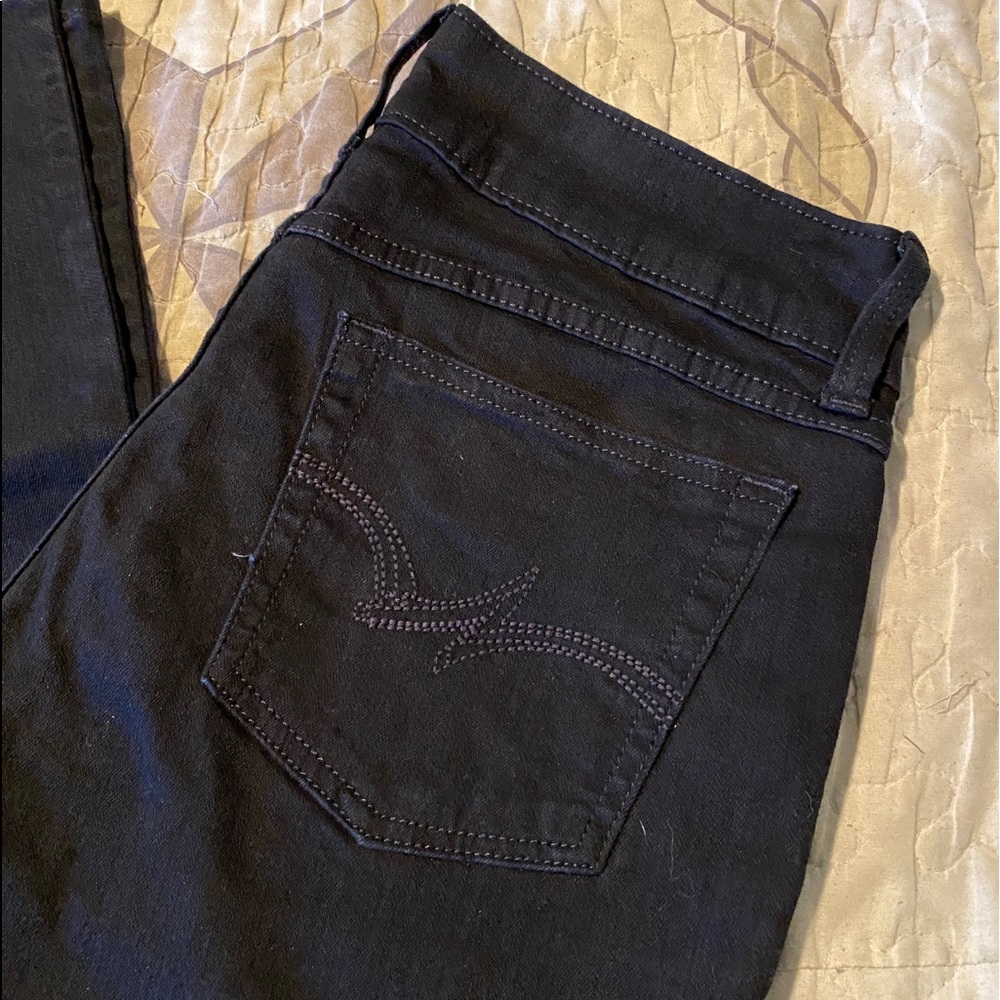 NWOT Women’s Black Wrangler Boot Cut 11x30